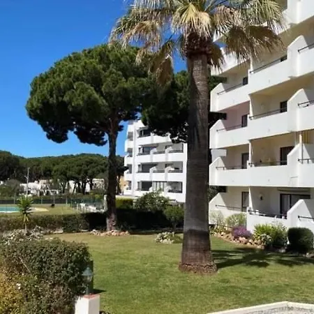 Holidays House Апартаменты