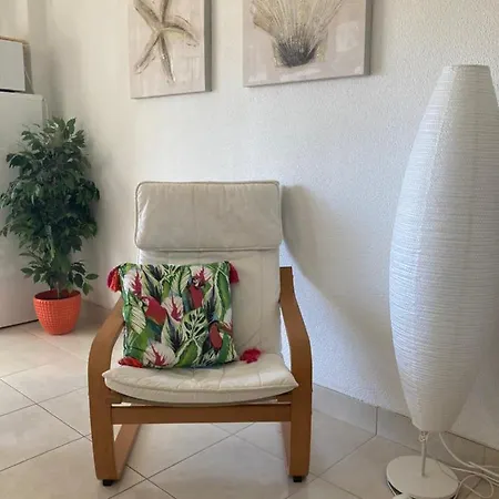 Holidays House Виламура