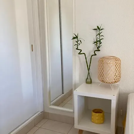 Holidays House Виламура